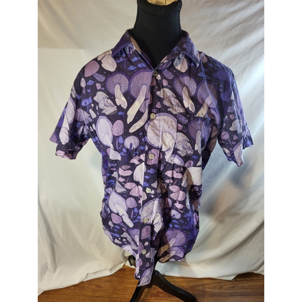 Morning Witch Size Small Purple Mushroom Button Down S/S Top